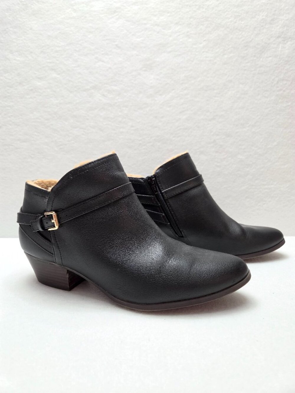 Old Navy Faux-Fur-Lined Ankle-Strap Blackjack Black Booties Women's Size 9